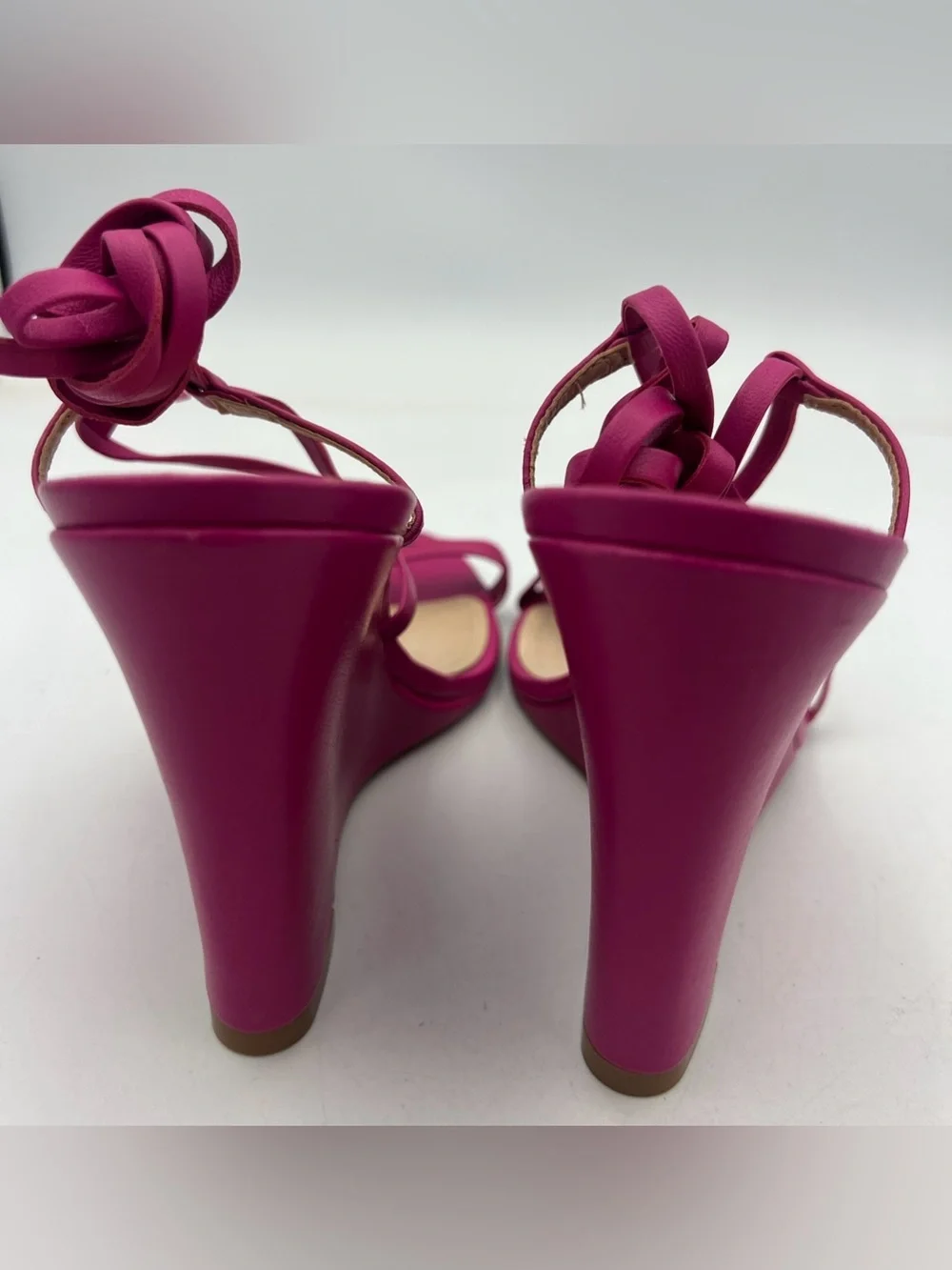 SCHUTZ Deonne Strappy Fuchsia Wedge Nappa Leather Sandals Ankle Strap Size 8.5B